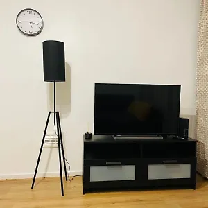  Apartment Well-preserved Cozy1br Flat In Lcy With Free Parking